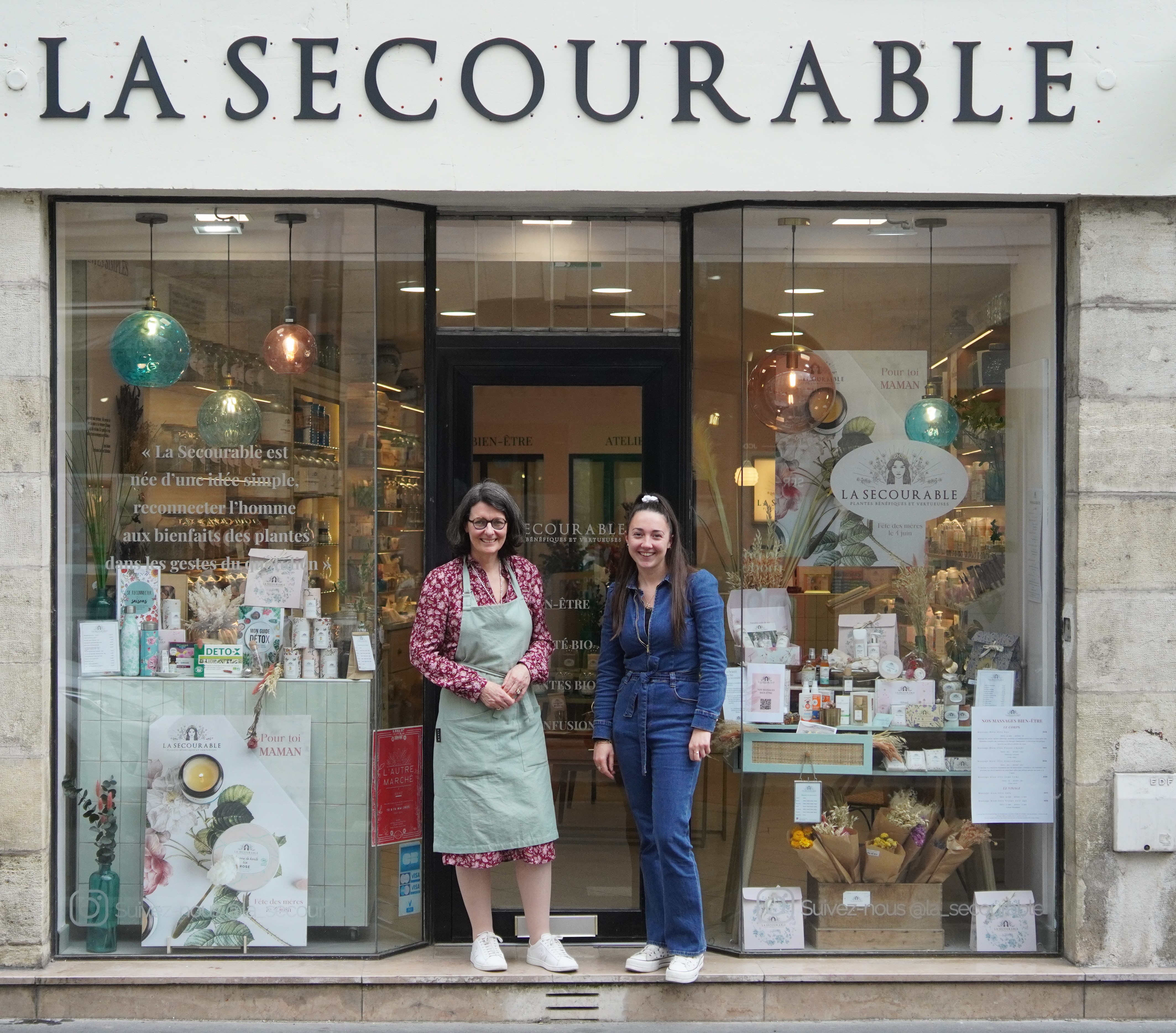 La Secourable Tours La Secourable Tours